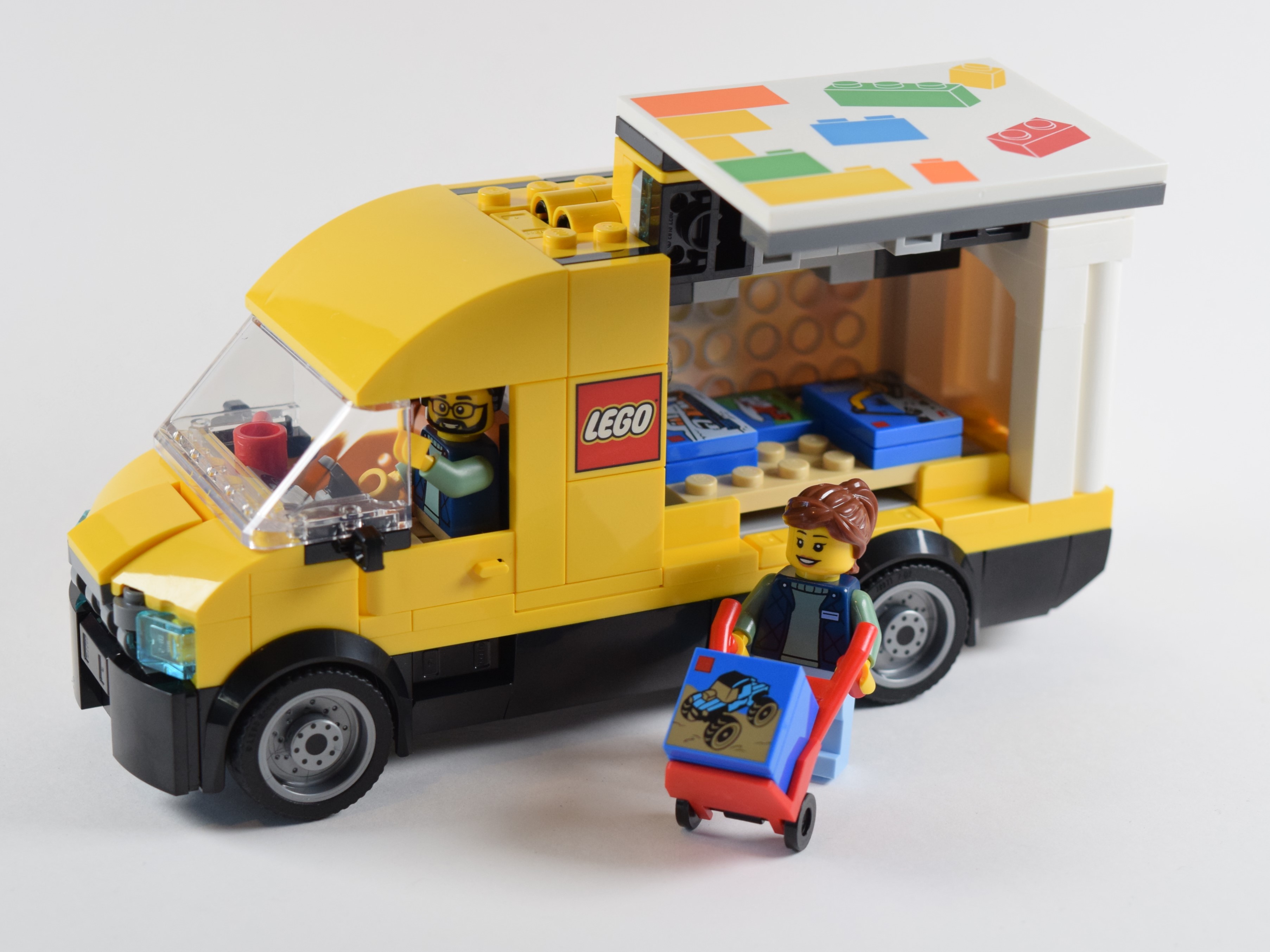 60500 The LEGO Van Unboxing and Review